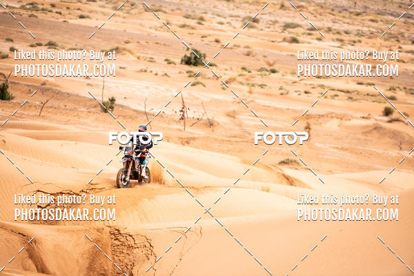 Buy your photos of the eventMerzouga 2019 on Fotop