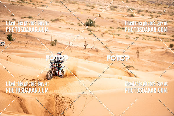 Buy your photos of the eventMerzouga 2019 on Fotop