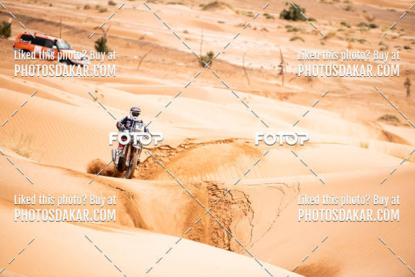 Buy your photos of the eventMerzouga 2019 on Fotop