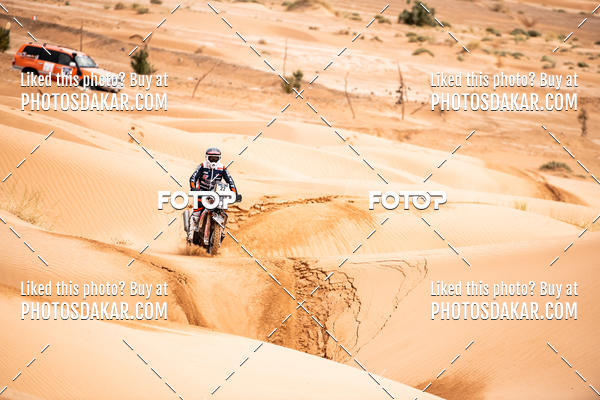 Buy your photos of the eventMerzouga 2019 on Fotop