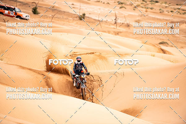 Buy your photos of the eventMerzouga 2019 on Fotop