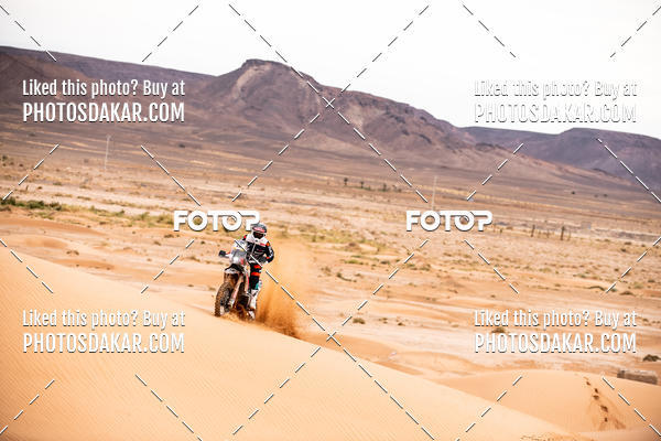 Buy your photos of the eventMerzouga 2019 on Fotop