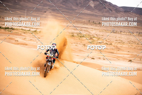 Buy your photos of the eventMerzouga 2019 on Fotop