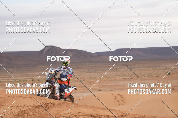 Buy your photos of the eventMerzouga 2019 on Fotop