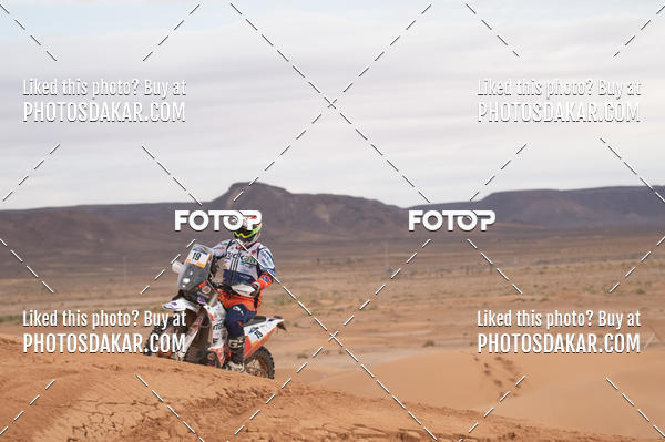 Buy your photos of the eventMerzouga 2019 on Fotop