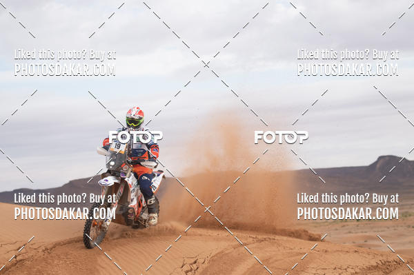 Buy your photos of the eventMerzouga 2019 on Fotop