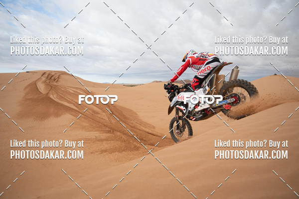 Buy your photos of the eventMerzouga 2019 on Fotop