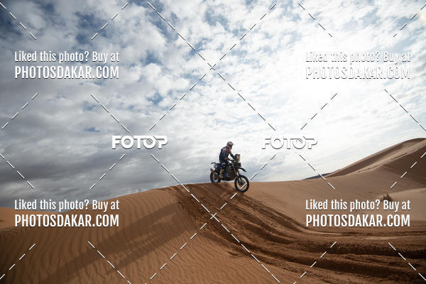 Buy your photos of the eventMerzouga 2019 on Fotop