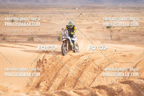 Buy your photos of the eventMerzouga 2019 on Fotop