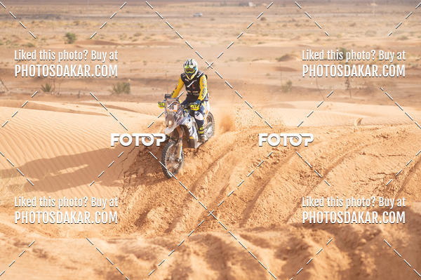 Buy your photos of the eventMerzouga 2019 on Fotop