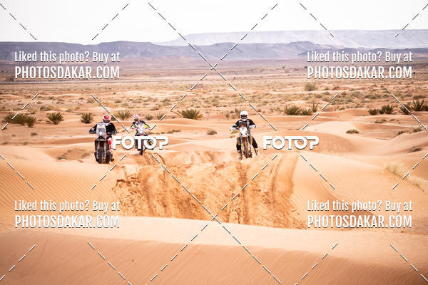 Buy your photos of the eventMerzouga 2019 on Fotop