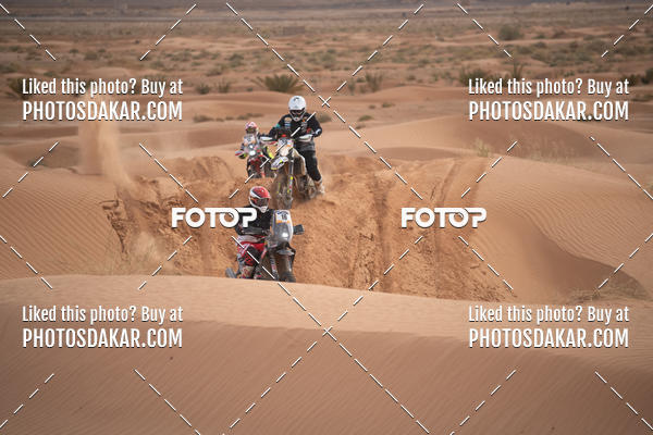 Buy your photos of the eventMerzouga 2019 on Fotop