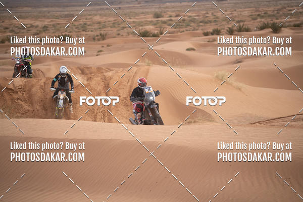 Buy your photos of the eventMerzouga 2019 on Fotop