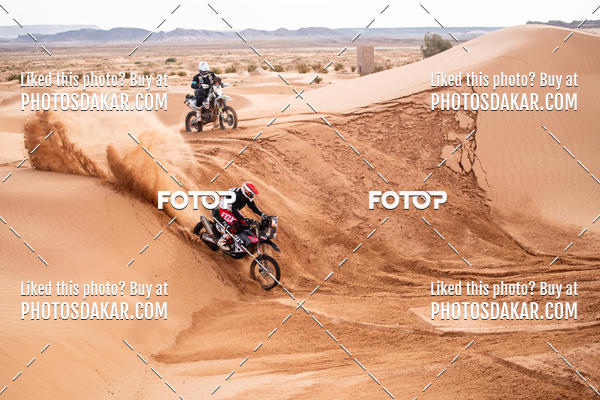 Buy your photos of the eventMerzouga 2019 on Fotop