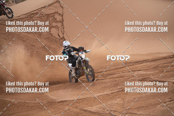 Buy your photos of the eventMerzouga 2019 on Fotop