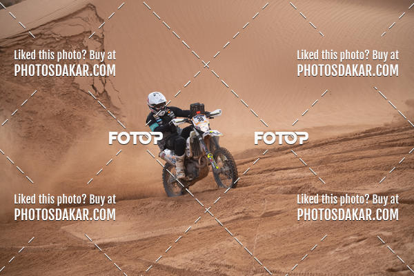 Buy your photos of the eventMerzouga 2019 on Fotop