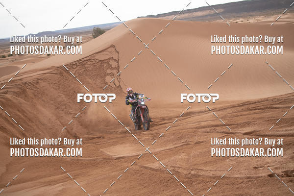 Buy your photos of the eventMerzouga 2019 on Fotop