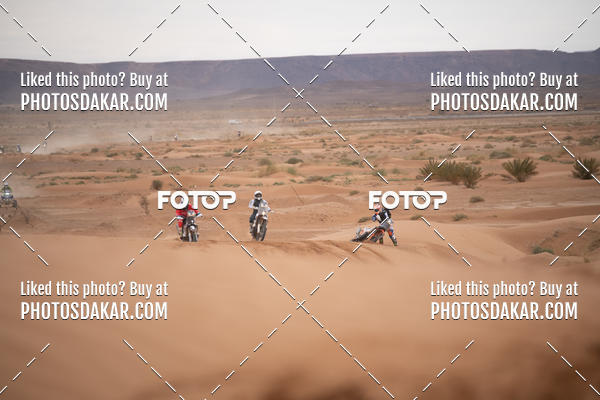 Buy your photos of the eventMerzouga 2019 on Fotop