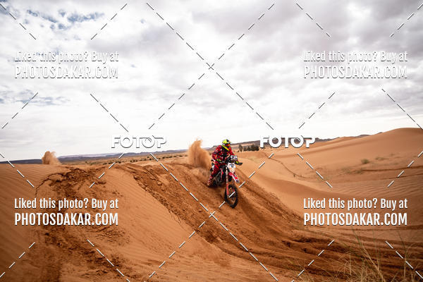 Buy your photos of the eventMerzouga 2019 on Fotop