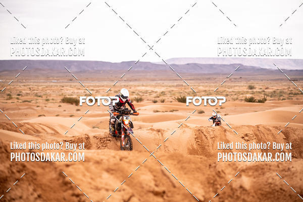 Buy your photos of the eventMerzouga 2019 on Fotop