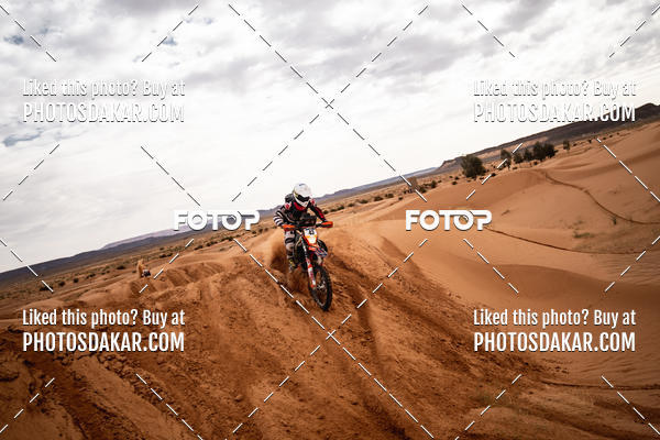 Buy your photos of the eventMerzouga 2019 on Fotop