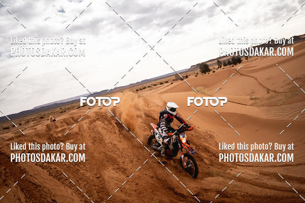 Buy your photos of the eventMerzouga 2019 on Fotop