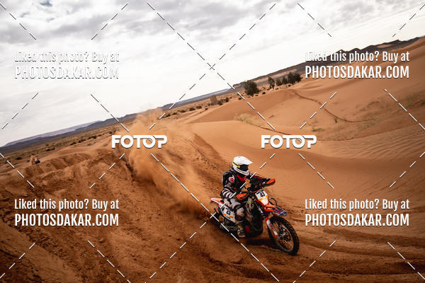 Buy your photos of the eventMerzouga 2019 on Fotop