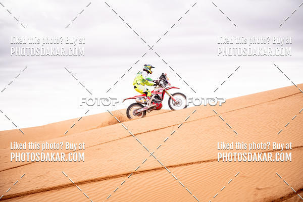 Buy your photos of the eventMerzouga 2019 on Fotop