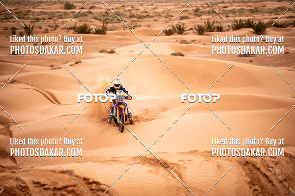 Buy your photos of the eventMerzouga 2019 on Fotop