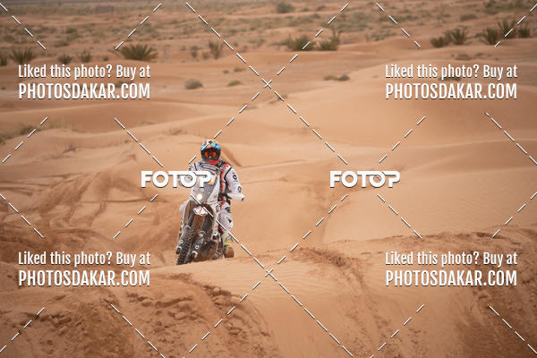 Buy your photos of the eventMerzouga 2019 on Fotop