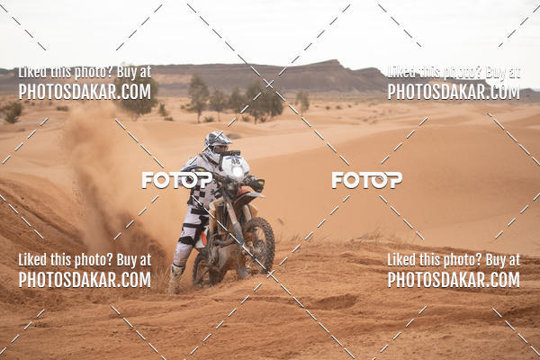 Buy your photos of the eventMerzouga 2019 on Fotop