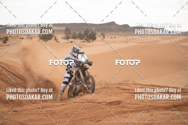 Buy your photos of the eventMerzouga 2019 on Fotop