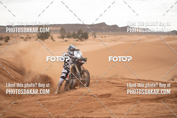Buy your photos of the eventMerzouga 2019 on Fotop