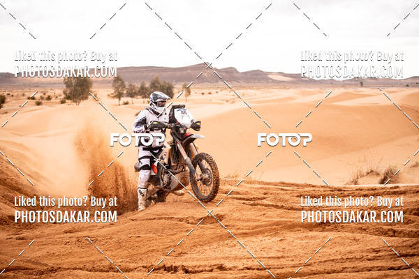Buy your photos of the eventMerzouga 2019 on Fotop
