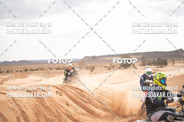 Buy your photos of the eventMerzouga 2019 on Fotop