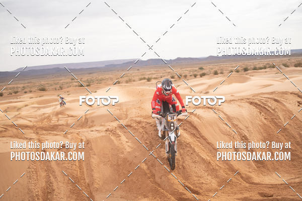 Buy your photos of the eventMerzouga 2019 on Fotop