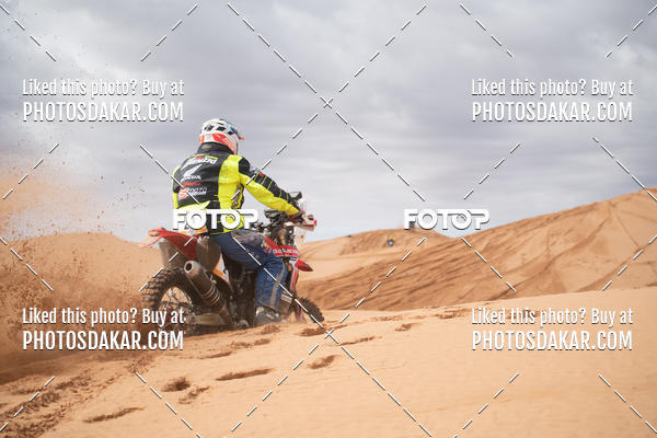 Buy your photos of the eventMerzouga 2019 on Fotop