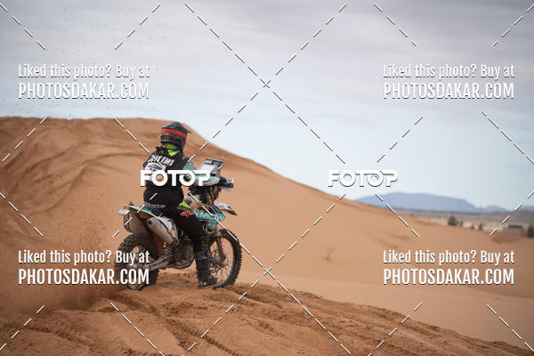 Buy your photos of the eventMerzouga 2019 on Fotop
