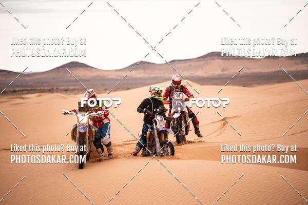 Buy your photos of the eventMerzouga 2019 on Fotop