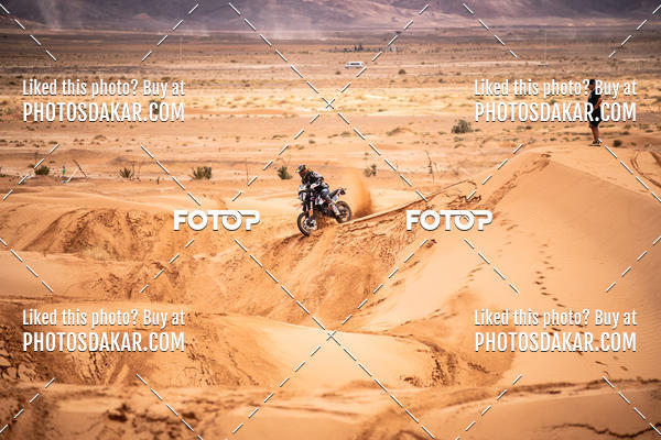 Buy your photos of the eventMerzouga 2019 on Fotop
