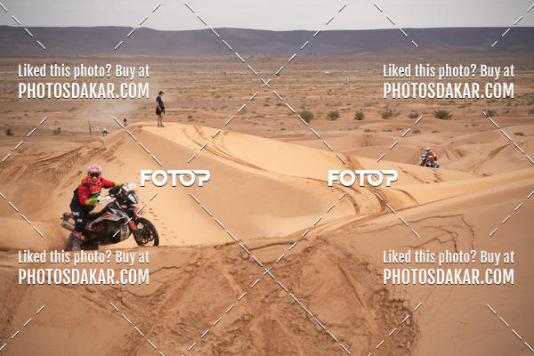 Buy your photos of the eventMerzouga 2019 on Fotop