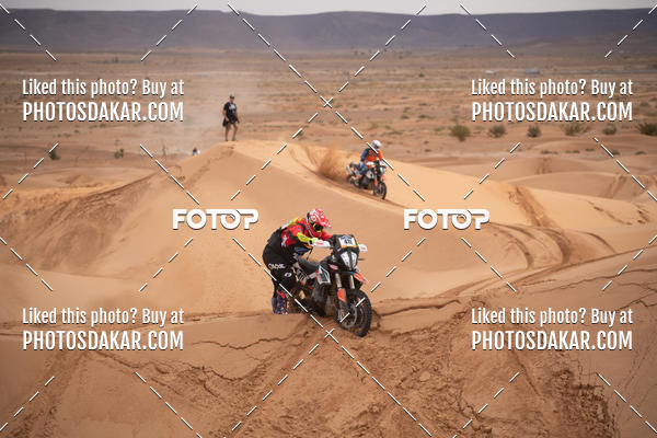 Buy your photos of the eventMerzouga 2019 on Fotop