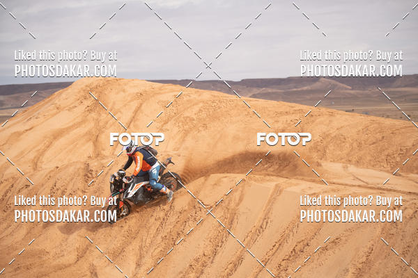 Buy your photos of the eventMerzouga 2019 on Fotop