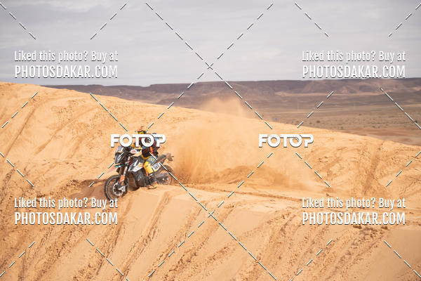Buy your photos of the eventMerzouga 2019 on Fotop