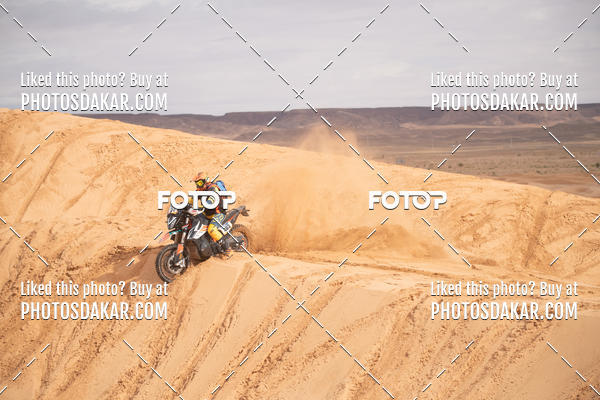 Buy your photos of the eventMerzouga 2019 on Fotop
