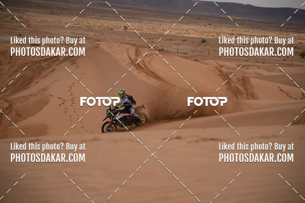 Buy your photos of the eventMerzouga 2019 on Fotop