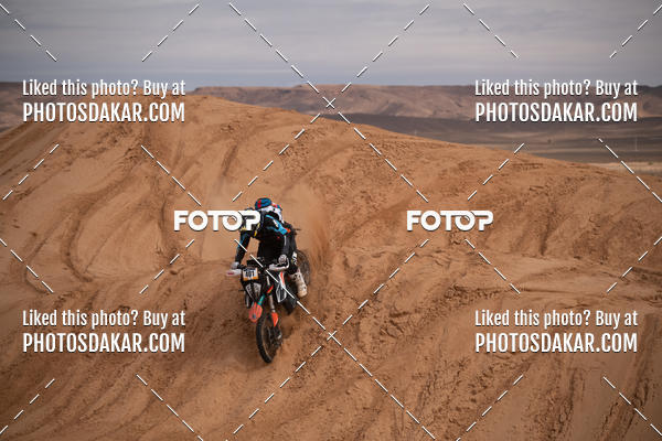 Buy your photos of the eventMerzouga 2019 on Fotop