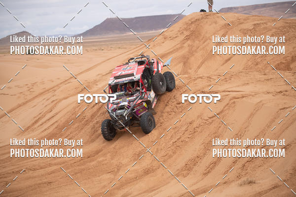 Buy your photos of the eventMerzouga 2019 on Fotop