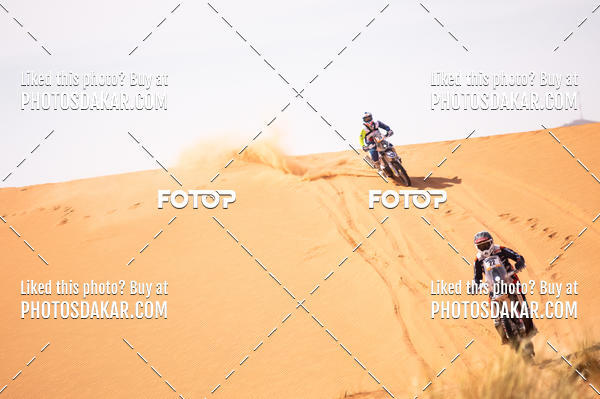 Buy your photos of the eventMerzouga 2019 on Fotop