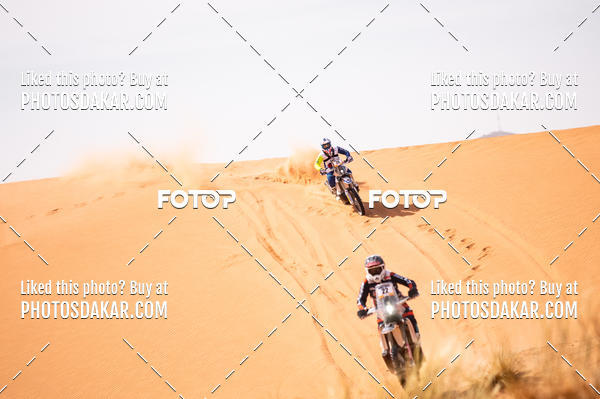 Buy your photos of the eventMerzouga 2019 on Fotop